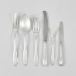 487946 Cutlery set